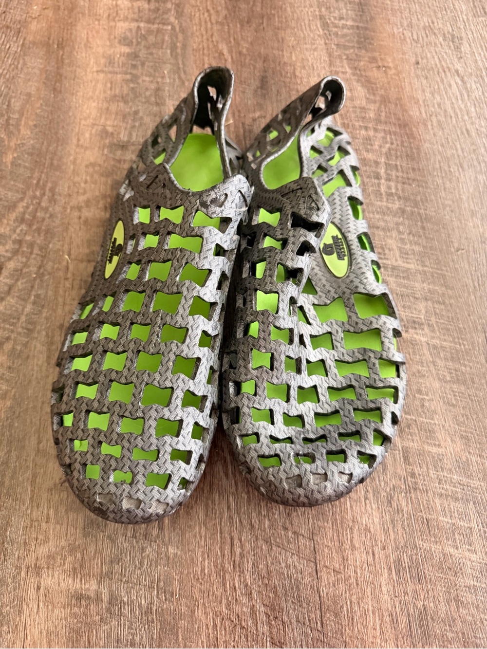 Gator Waders Water Shoes Mens Gray Green Slip-On Beach River Shoes Size 13 NWOT